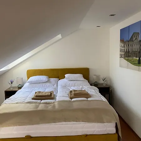 Apartament Pafranyhaz *